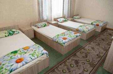 Фото номера Бюджетный трехместный номер Гостиница Elion Hotel г. Балаково 2