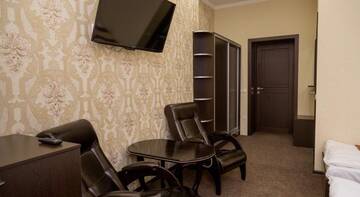 Фото номера Двухместный номер с 2 отдельными кроватями и ванной Гостиница Elion Hotel г. Балаково 3